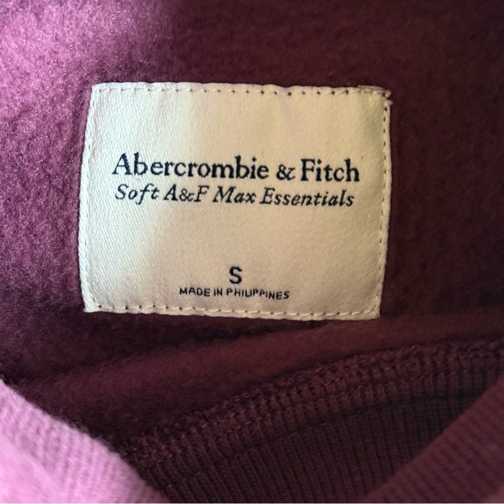 Abercrombie & Fitch Max Essentials Mock Neck Pullover, size: S - Picture 3 of 4